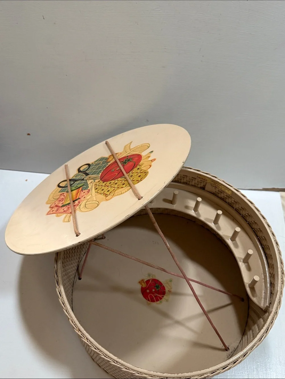 Vintage 1950’s Handcrafted Woven Sewing Basket with Cream Lid and Motif